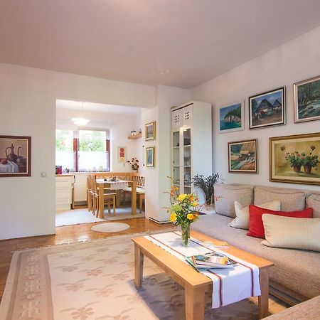 Guest House Високо Екстериор снимка
