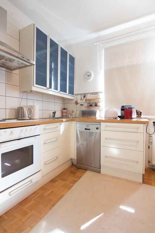 Guest House Високо Екстериор снимка