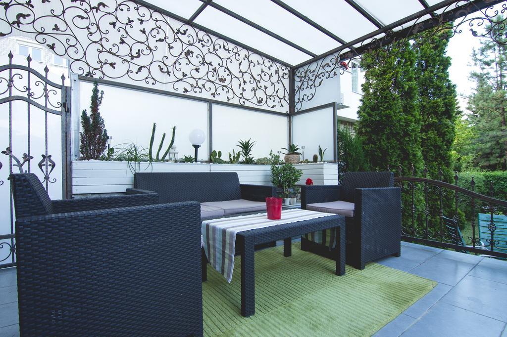 Guest House Високо Екстериор снимка
