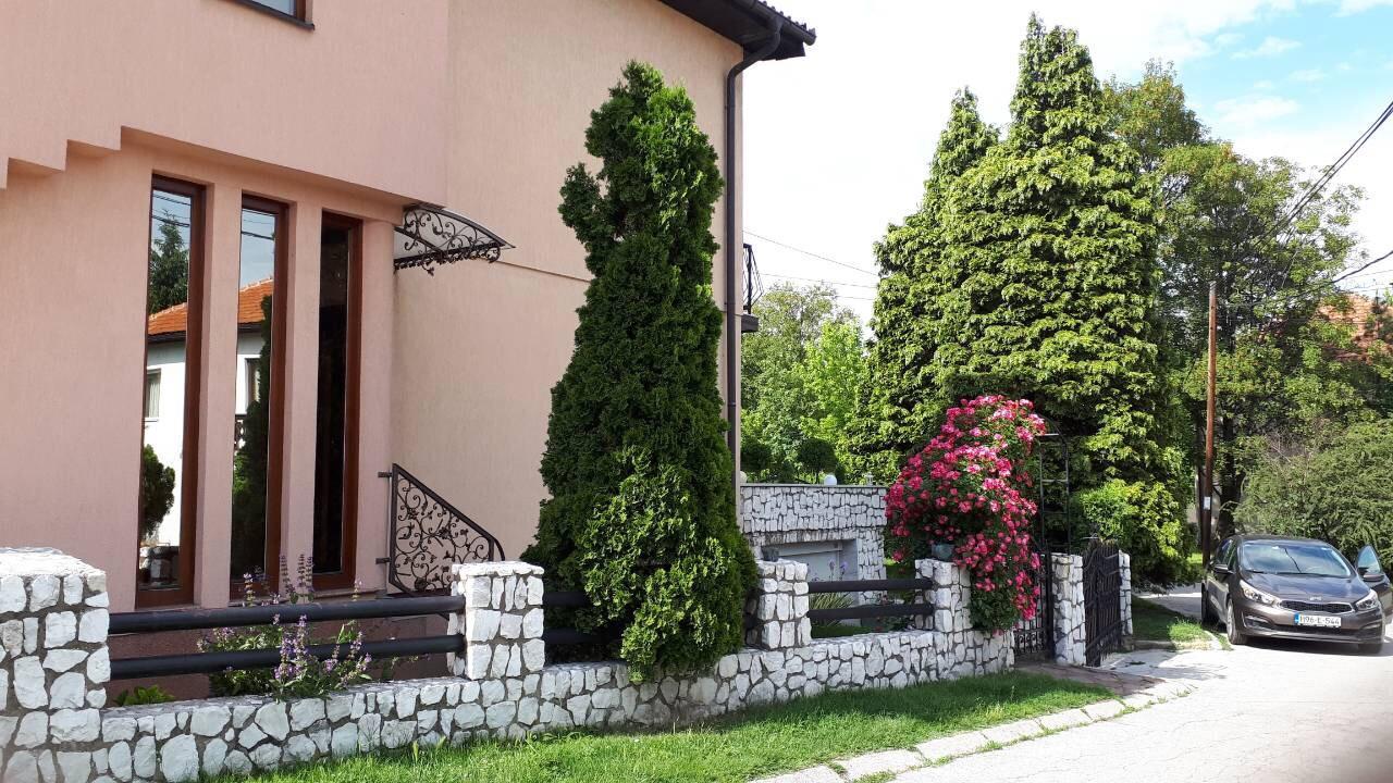 Guest House Високо Екстериор снимка